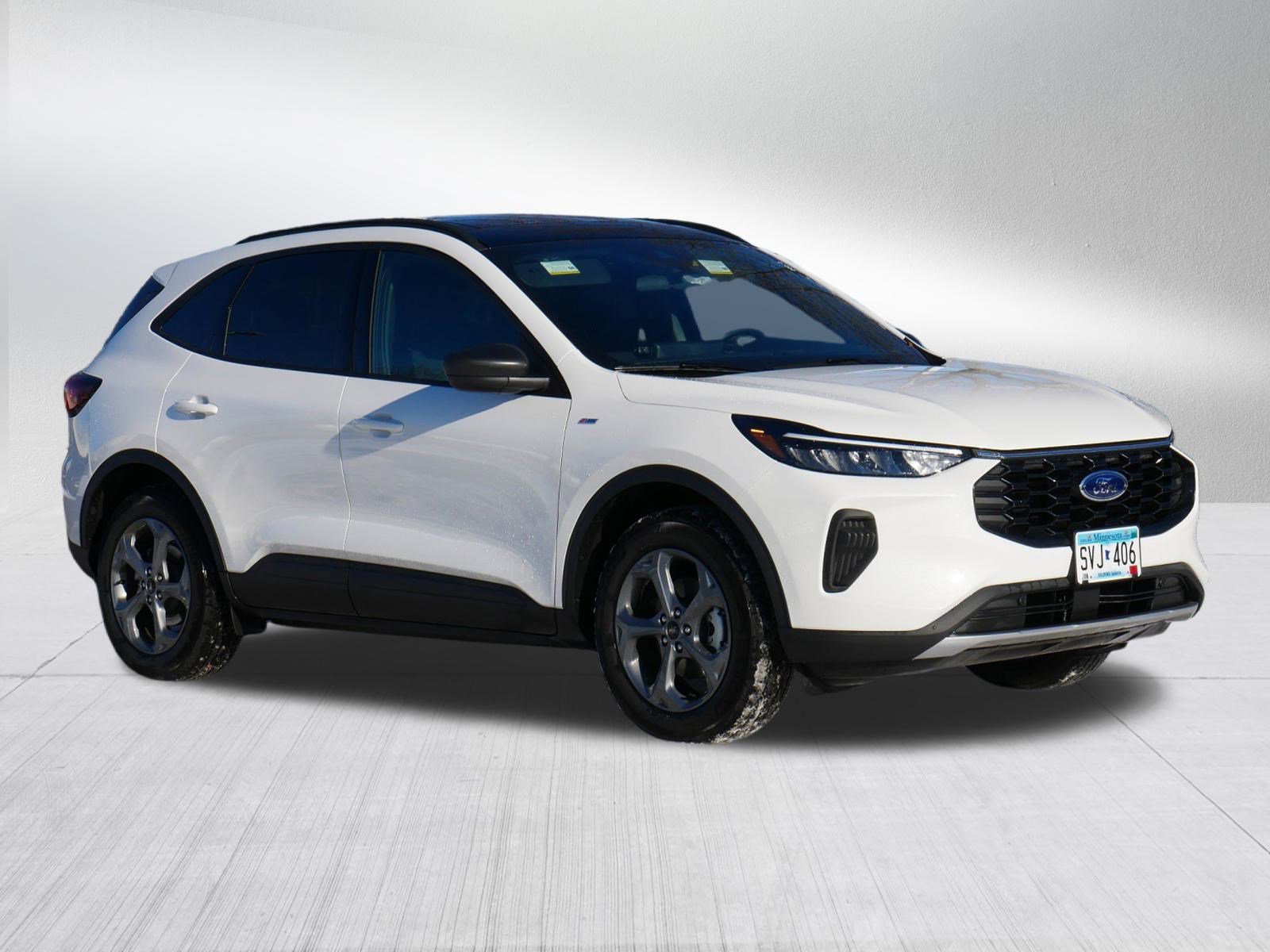 New 2025 Ford Escape ST-Line w/ Tech Pack #1 image 1