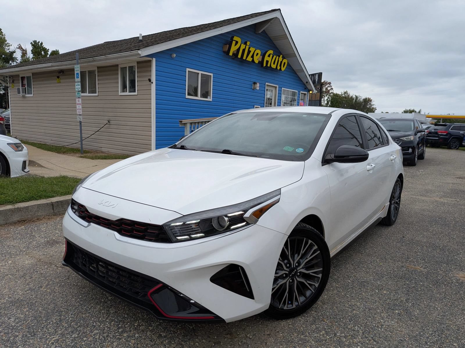 Used 2023 Kia Forte GT-Line FWD image 1