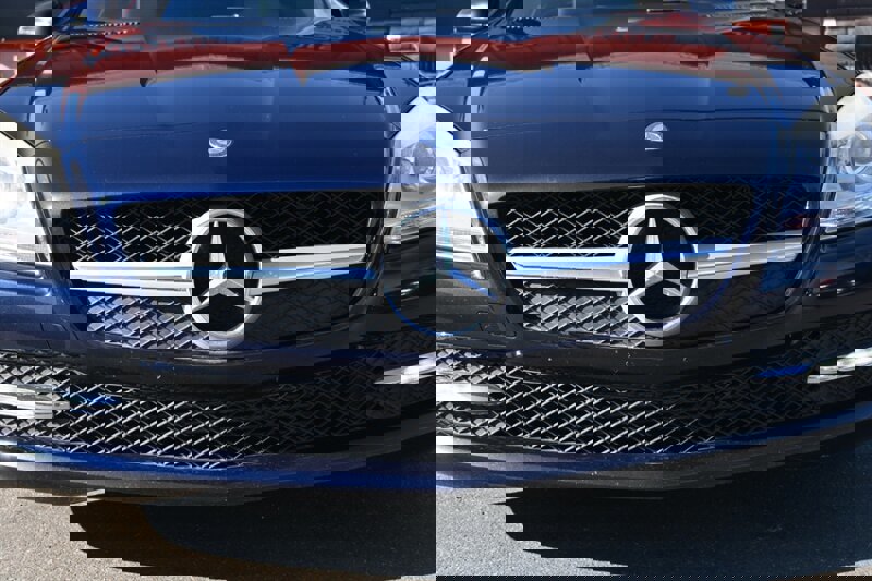 Used 2015 Mercedes-Benz SLK 250 image 4