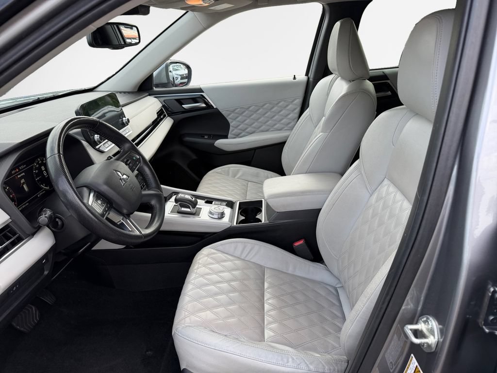 Used 2022 Mitsubishi Outlander SEL AWD/4WD image 12