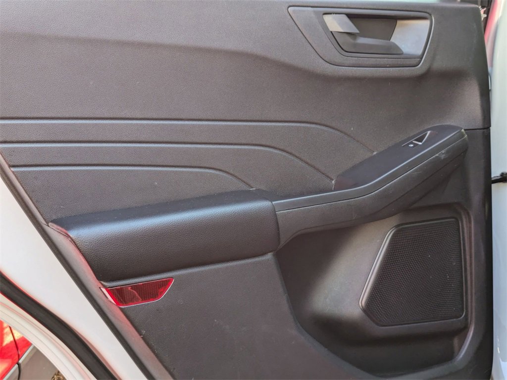 Used 2025 Ford Escape Active image 25