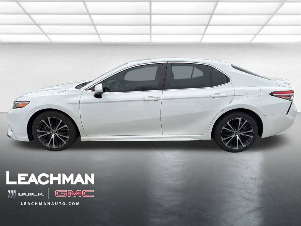 Used 2019 Toyota Camry SE image 6