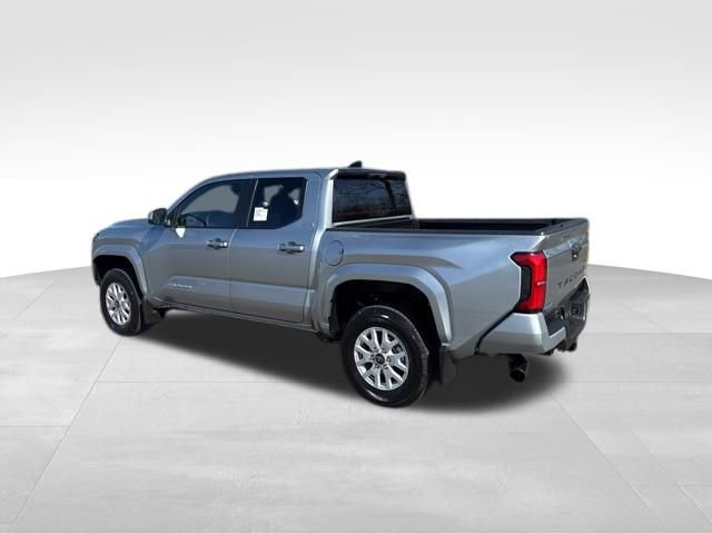 New 2026 Toyota Tacoma SR5 image 3
