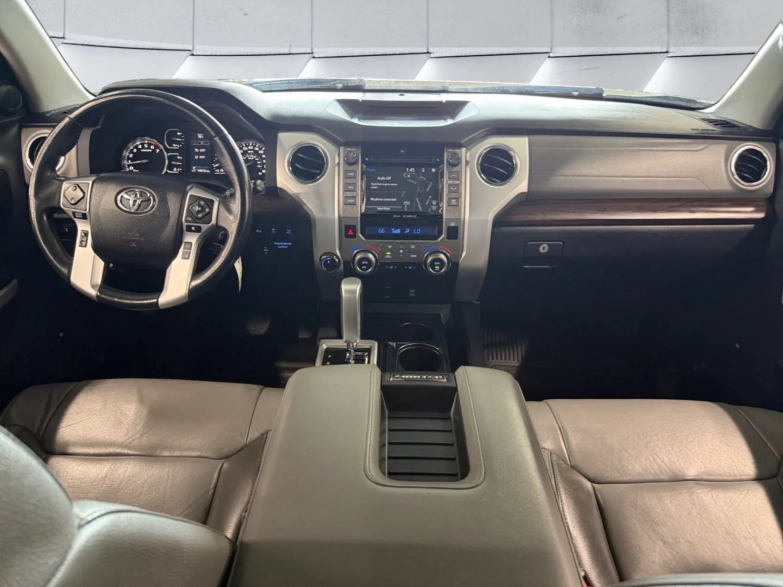 Used 2019 Toyota Tundra Limited AWD/4WD image 8
