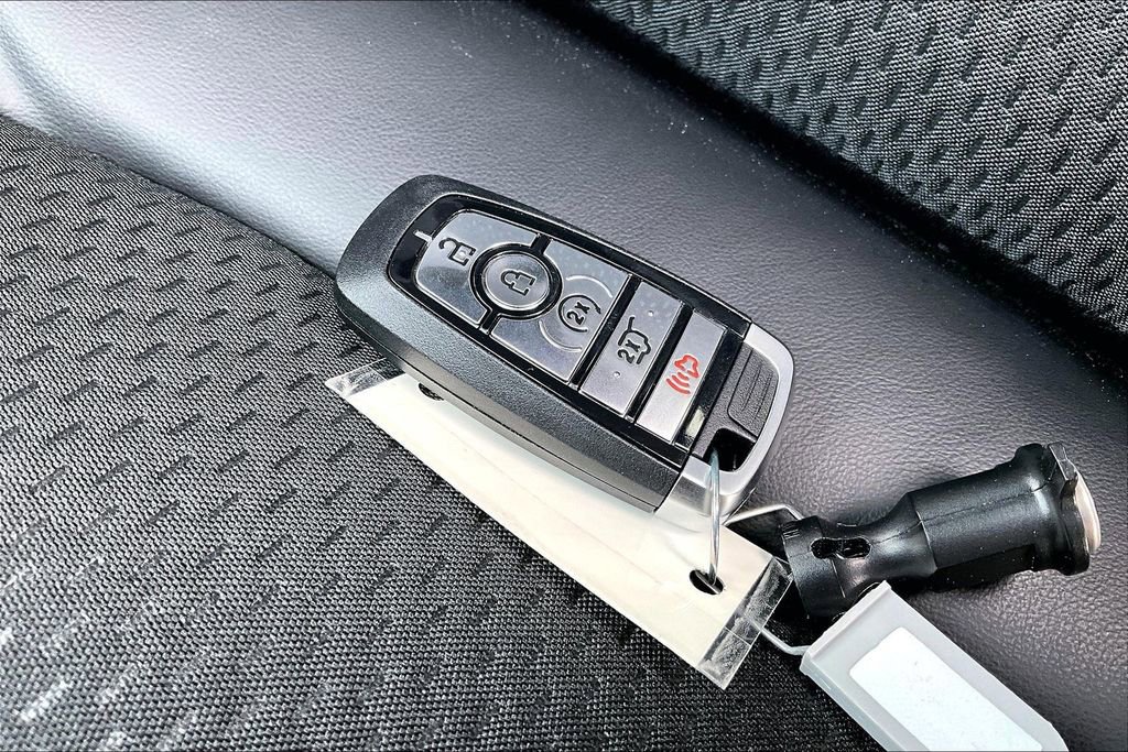 New 2026 Ford Escape ST-Line w/ Cold Weather Package image 35