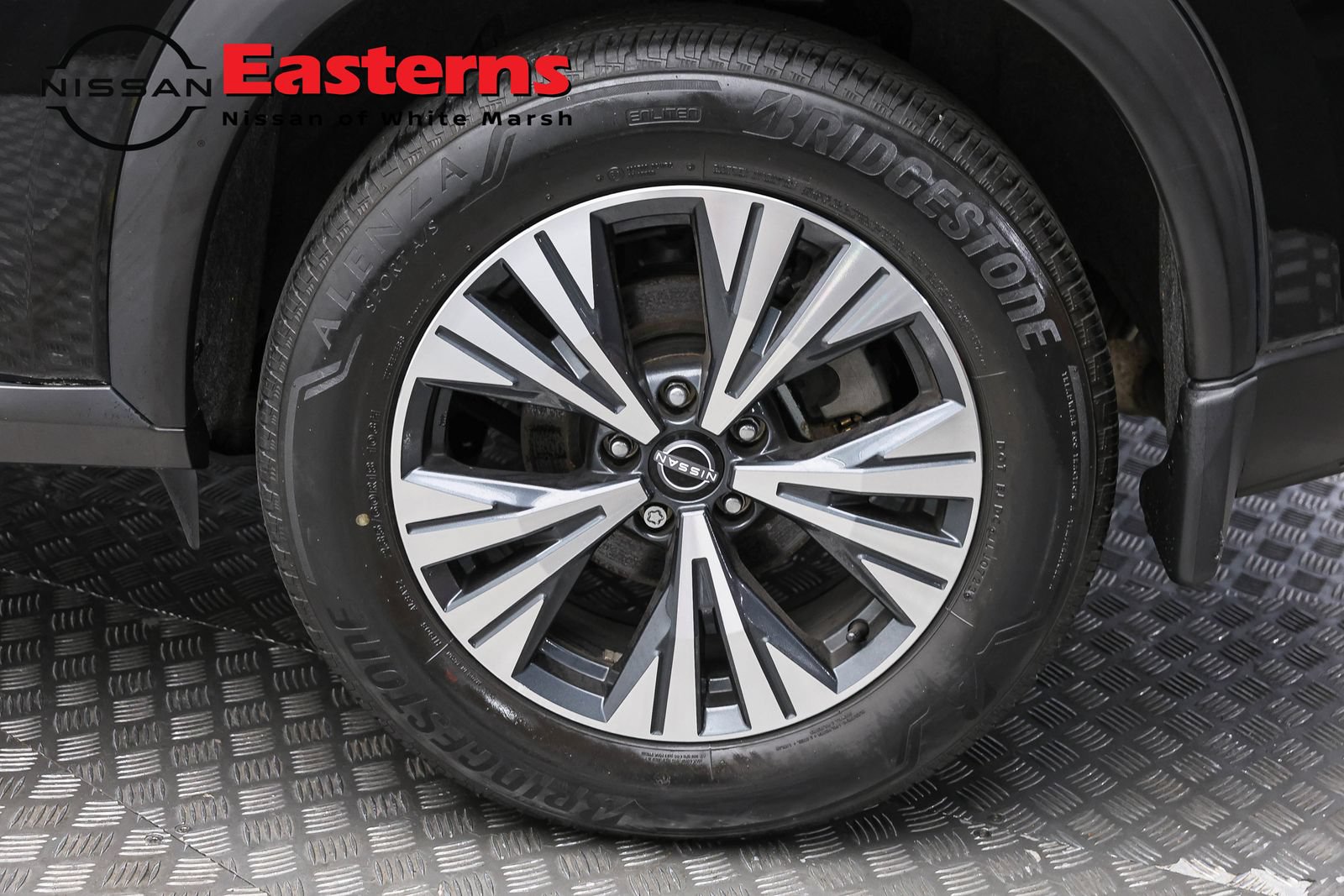 Used 2023 Nissan Rogue SV AWD/4WD image 8