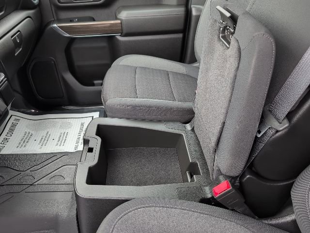 Used 2022 Chevrolet Silverado 2500 LT w/ Convenience Package image 17