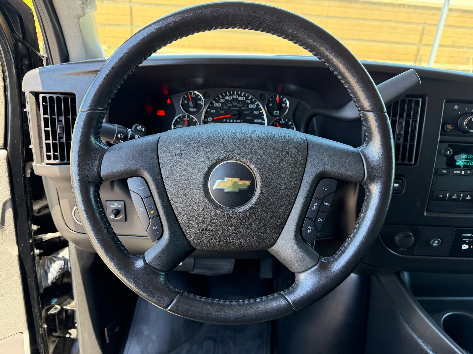 Used 2023 Chevrolet Express 3500 LS RWD image 17