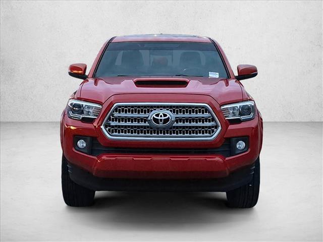 Used 2017 Toyota Tacoma TRD Sport w/ Premium & Technology Package RWD image 2