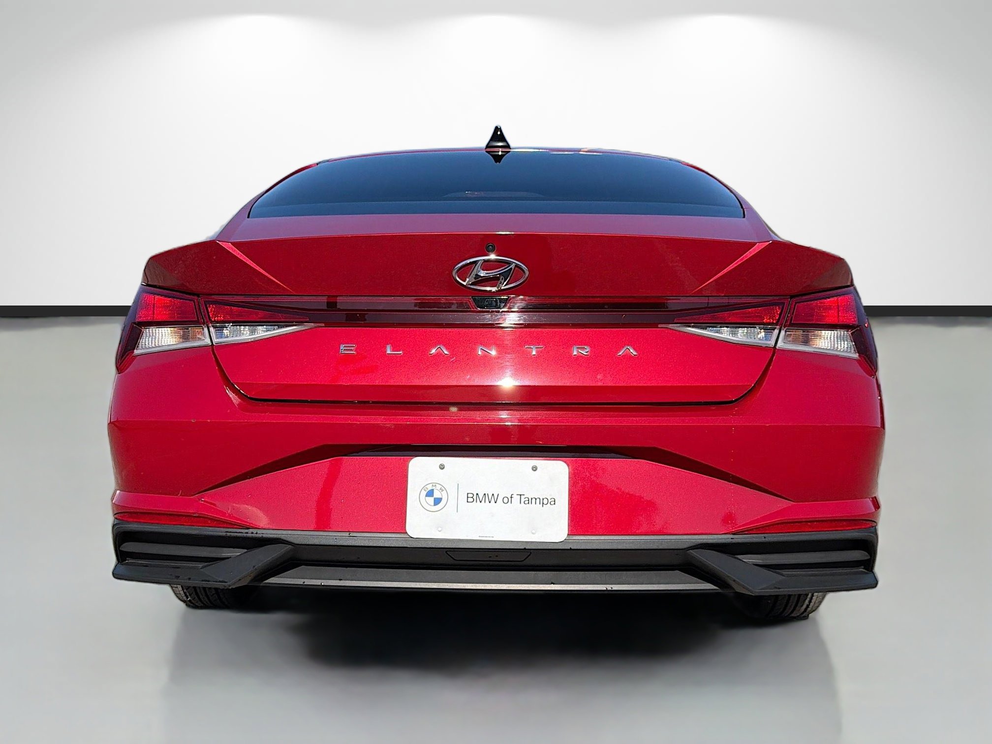 Used 2022 Hyundai Elantra SEL FWD image 4