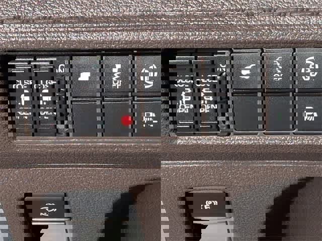 Used 2024 Honda Odyssey Touring image 39