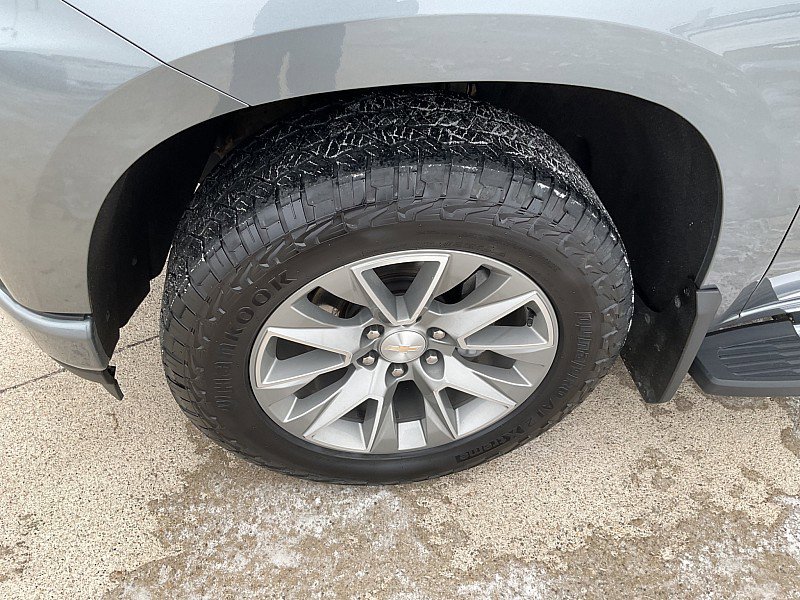 Used 2019 Chevrolet Silverado 1500 High Country w/ Technology Package image 11