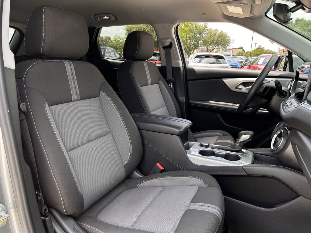Used 2025 Chevrolet Blazer LT image 29