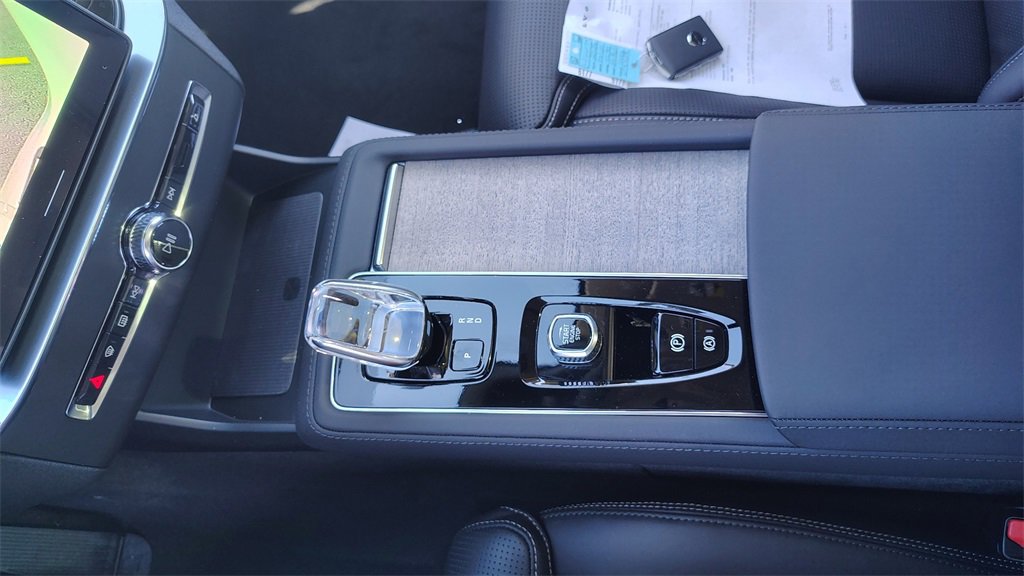 New 2026 Volvo XC90 B6 Ultra image 23