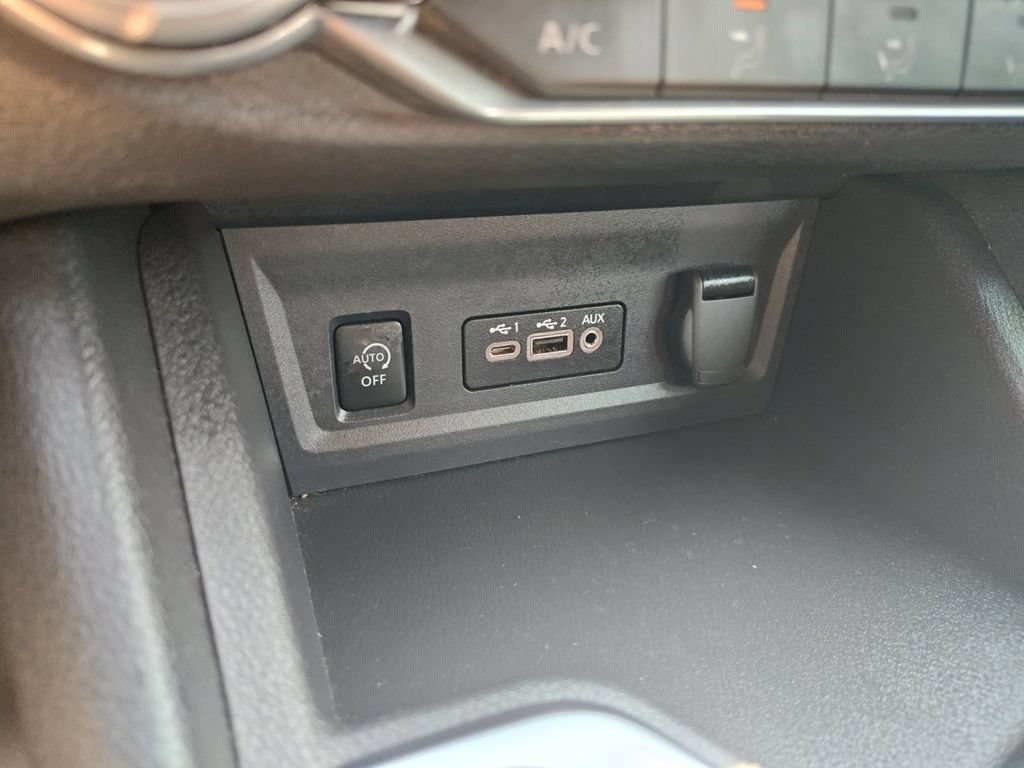 Used 2024 Nissan Sentra SV FWD image 23