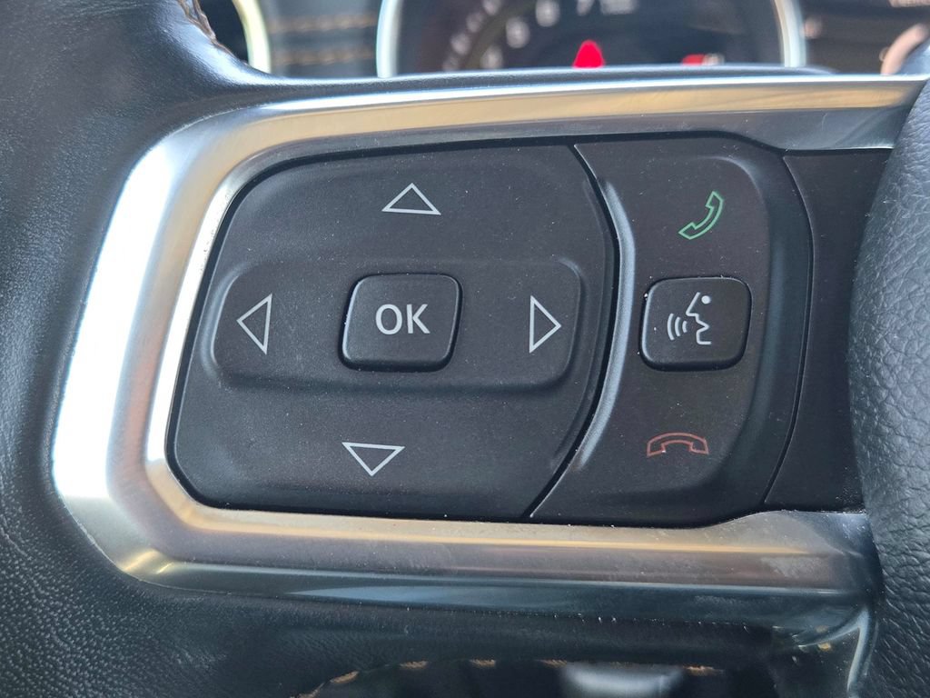 Used 2021 Jeep Wrangler Unlimited Sahara AWD/4WD image 18