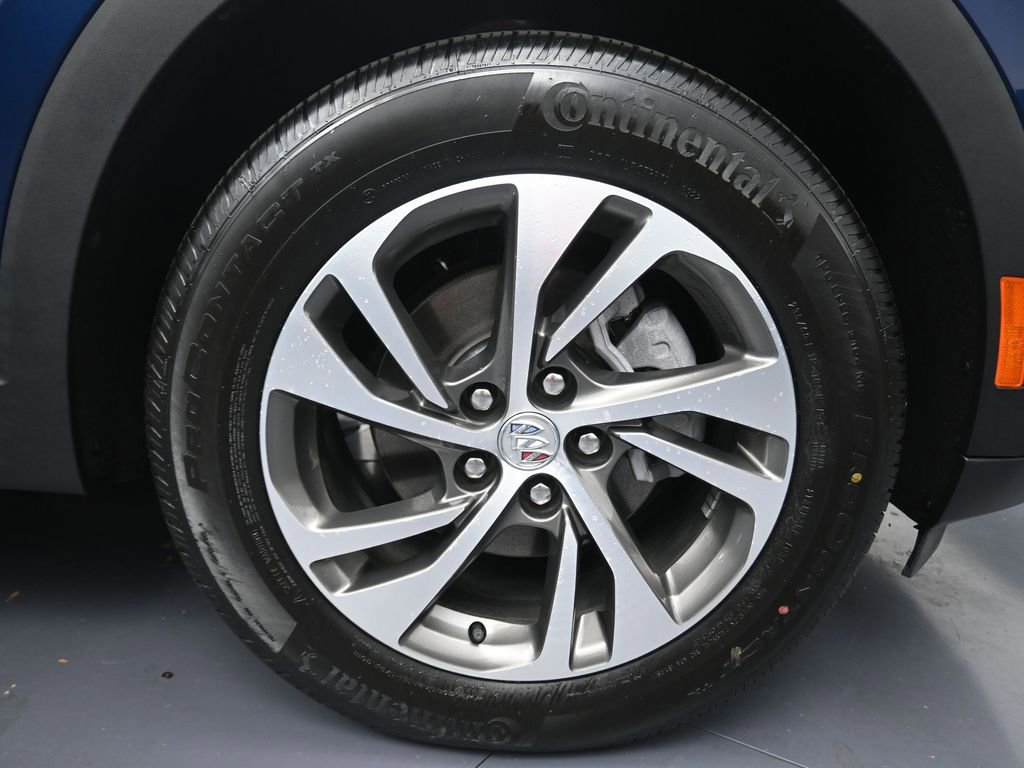 Used 2023 Buick Envision Essence image 5