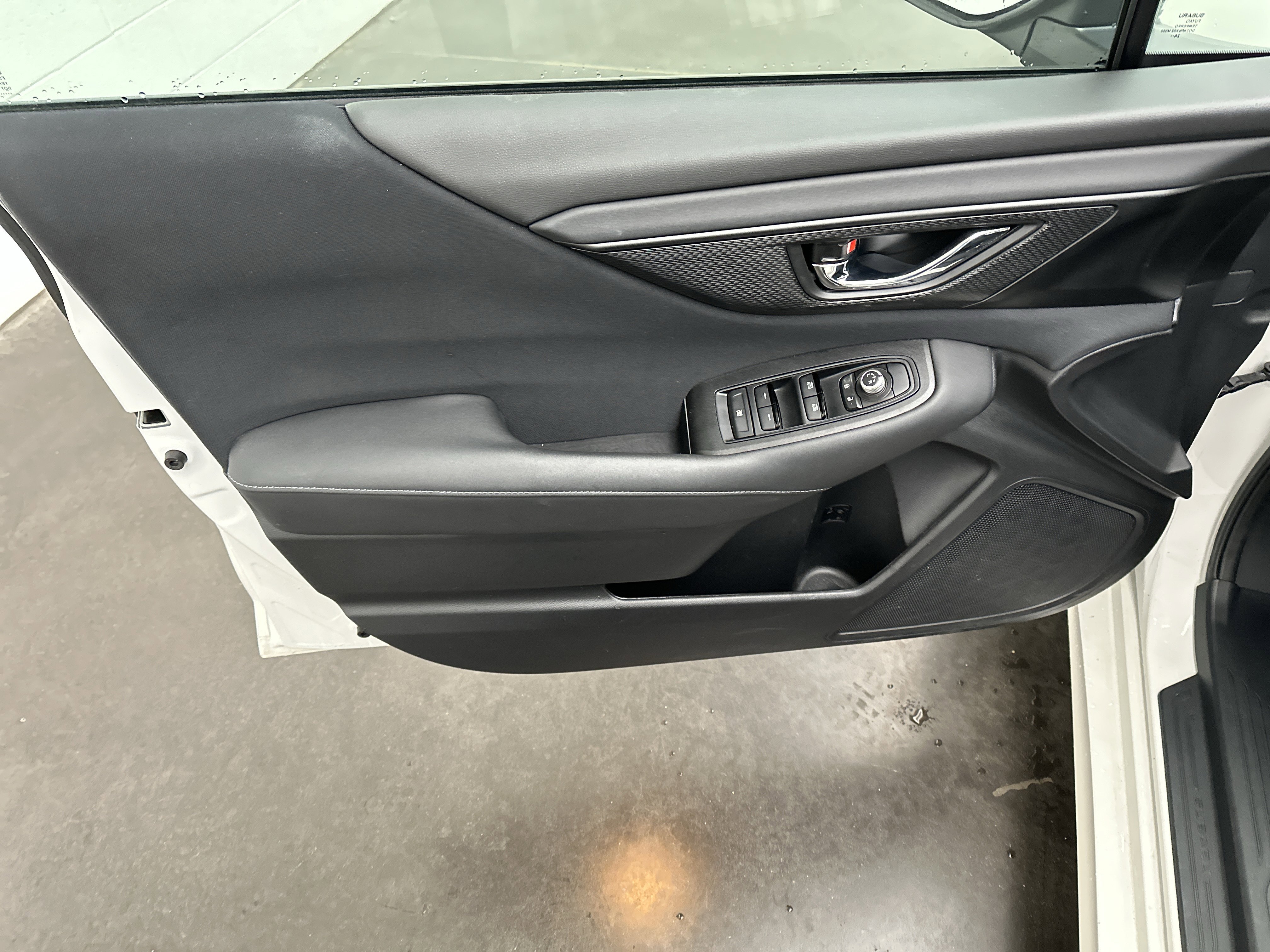 Used 2025 Subaru Legacy Premium AWD/4WD image 16