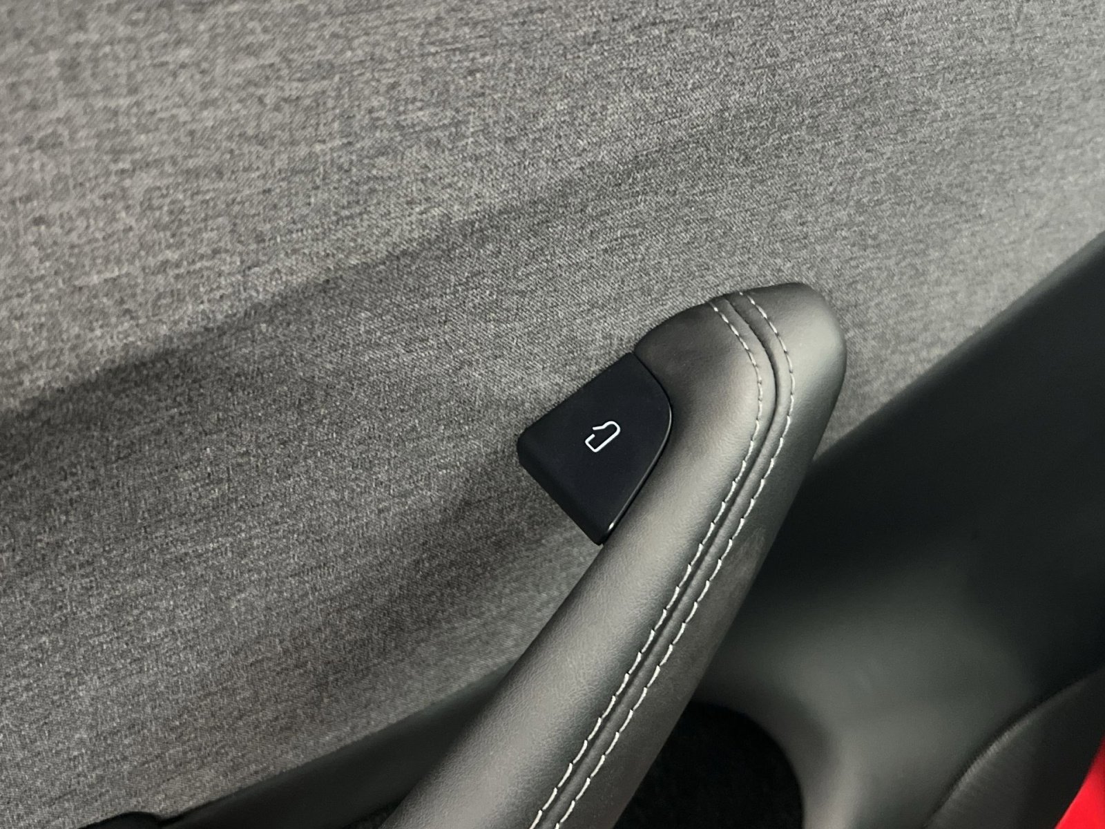 Used 2025 Tesla Model 3 Long Range image 26