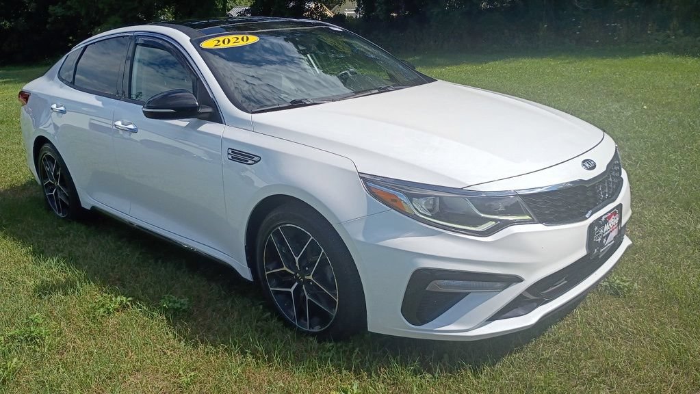 Used 2020 Kia Optima SE FWD image 1