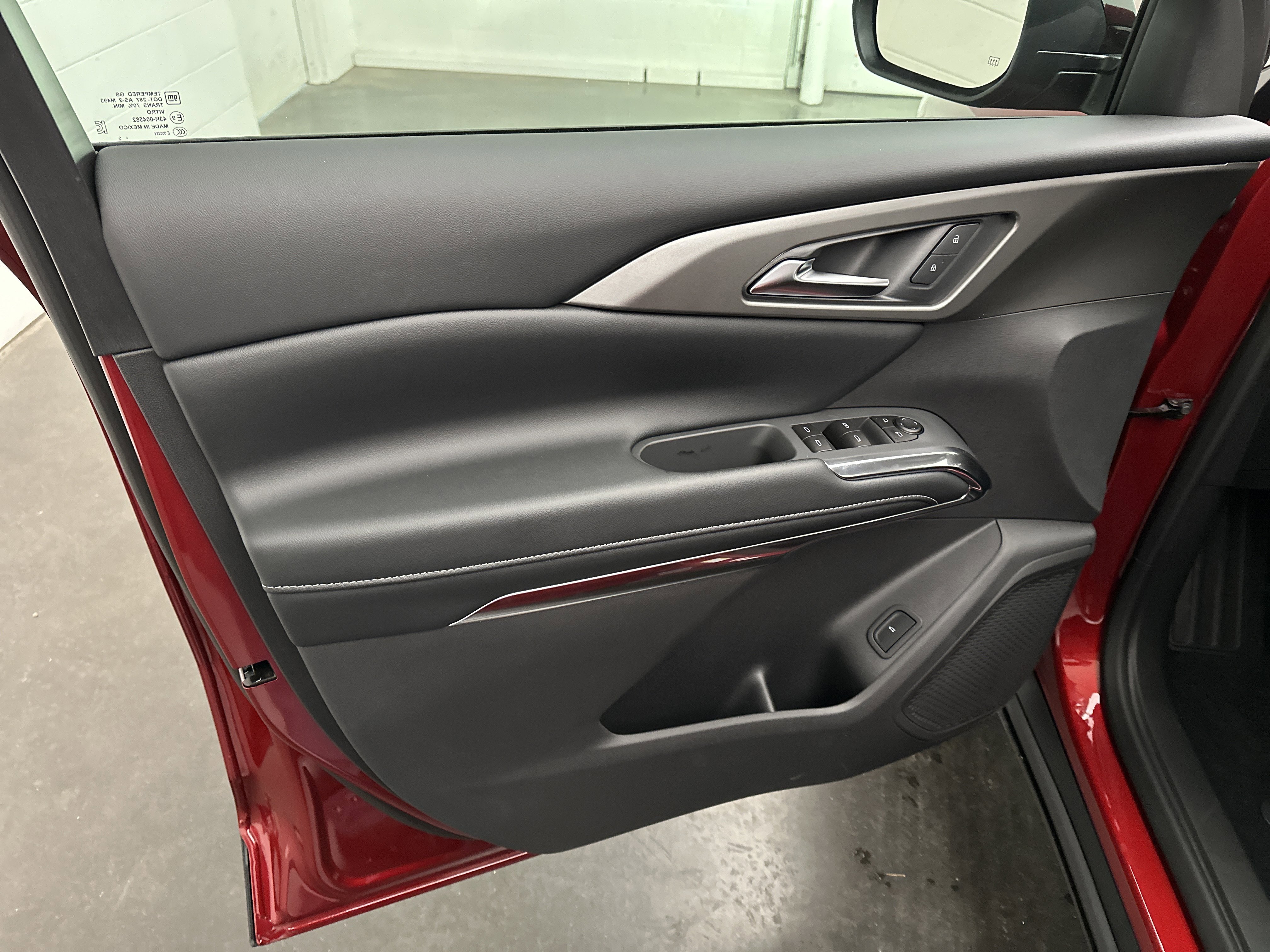 New 2026 Chevrolet Traverse LT w/ Driver Confidence Package image 19