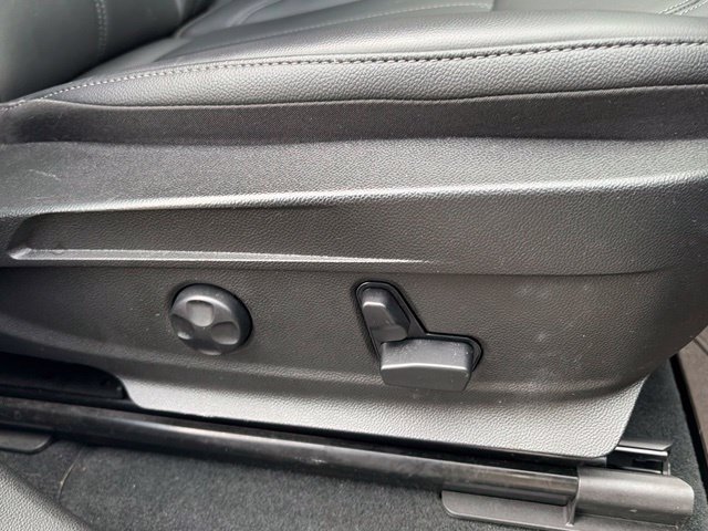 Used 2023 Alfa Romeo Stelvio Ti AWD/4WD image 39