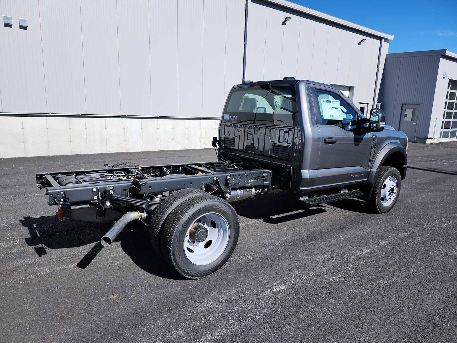 New 2026 Ford F550 4x4 Regular Cab Super Duty image 7