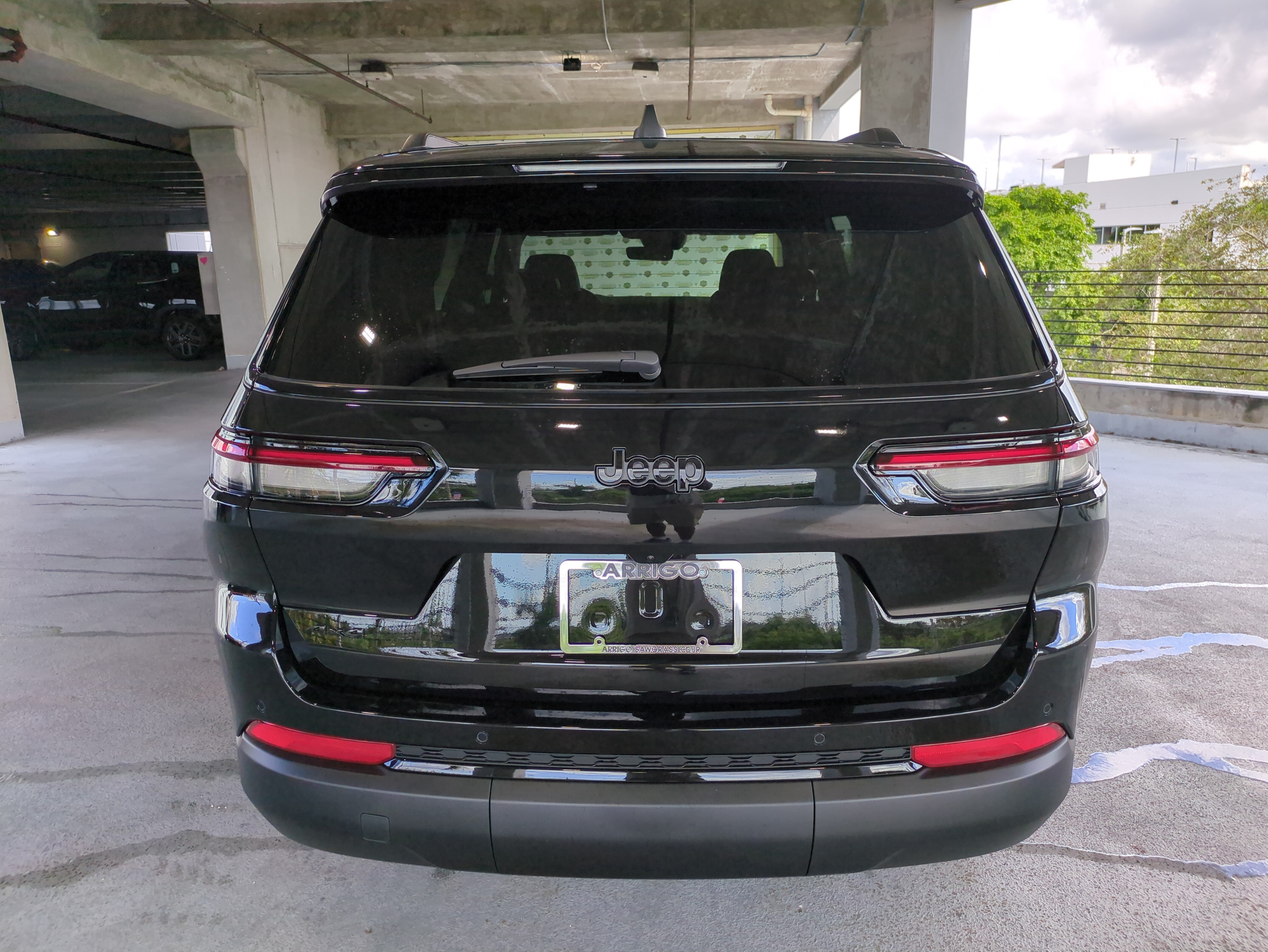 New 2025 Jeep Grand Cherokee L Altitude AWD/4WD image 6
