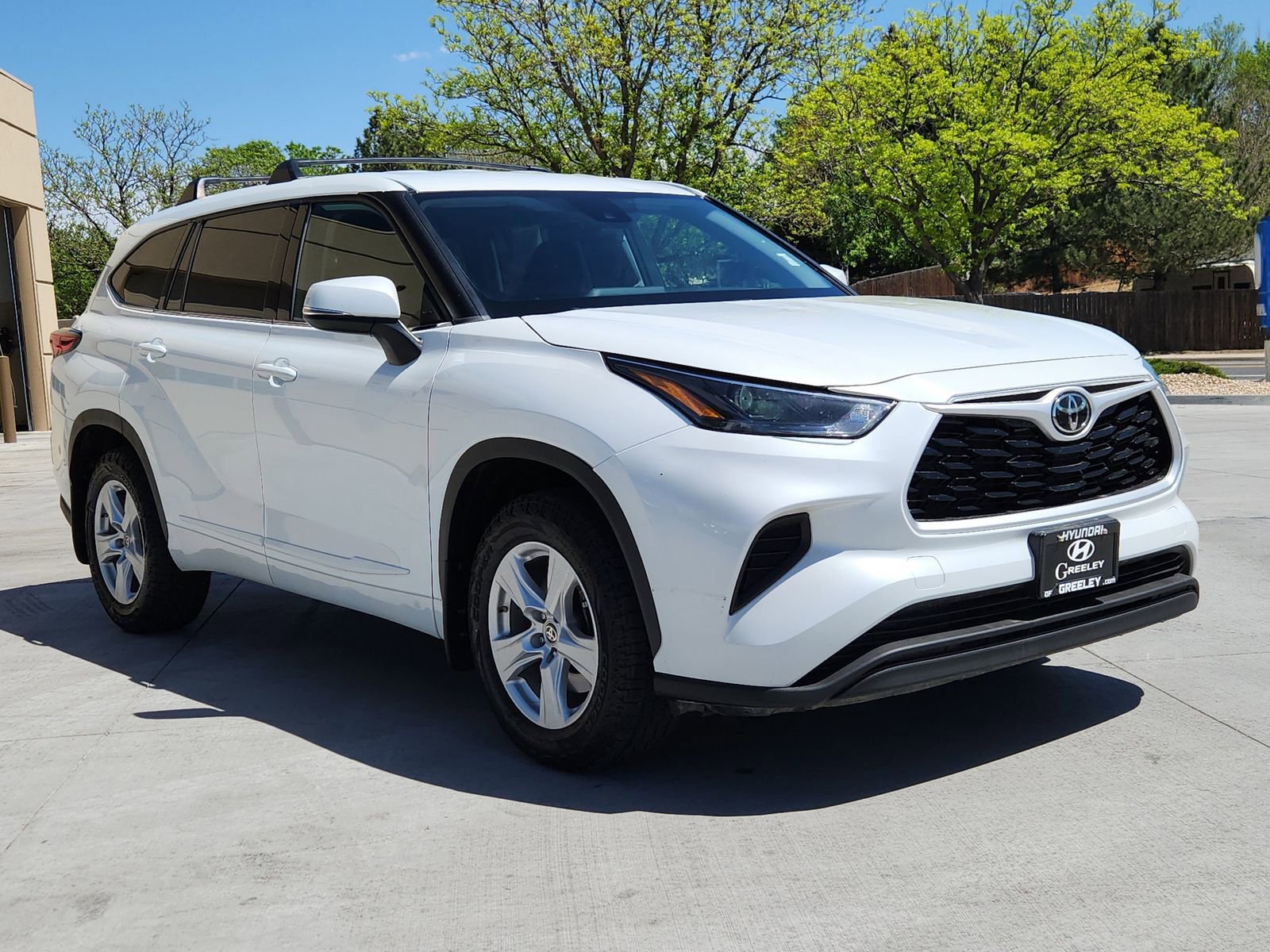 Used 2022 Toyota Highlander L AWD/4WD image 7