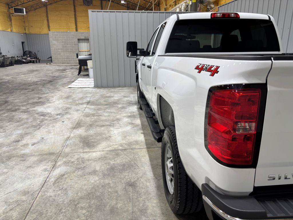 Used 2019 Chevrolet Silverado 2500 W/T AWD/4WD image 9