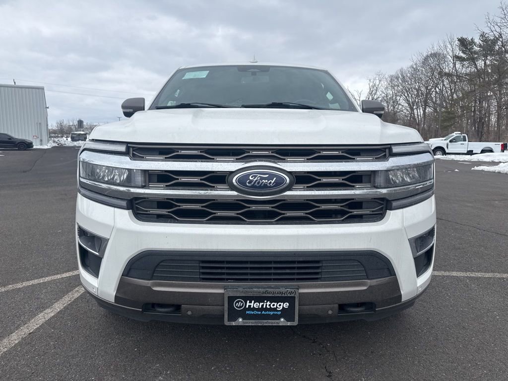 Used 2022 Ford Expedition King Ranch image 3