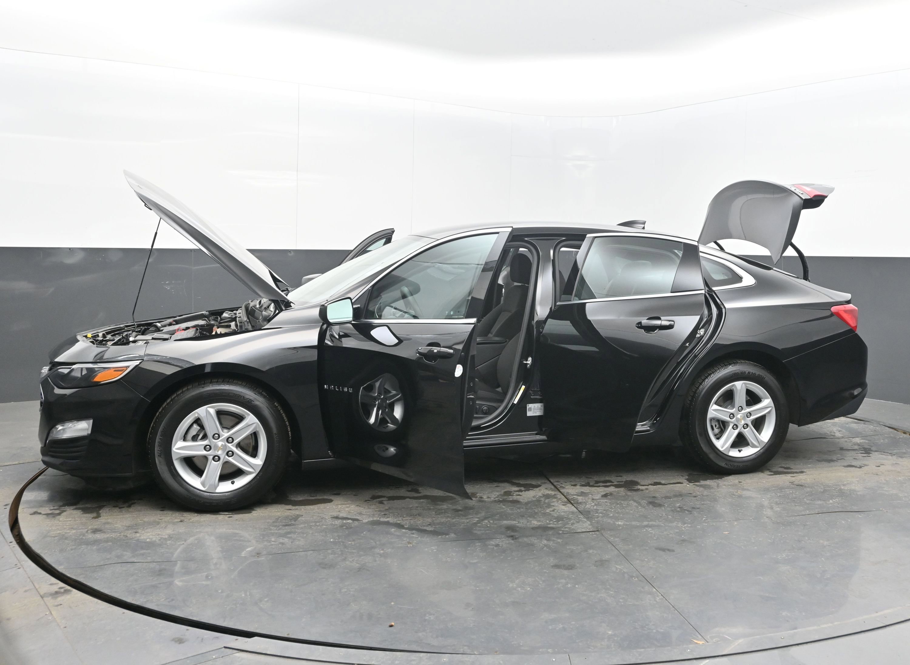 Used 2024 Chevrolet Malibu LT image 41