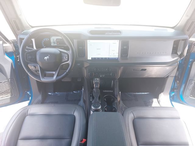 Used 2024 Ford Bronco Outer Banks AWD/4WD image 9