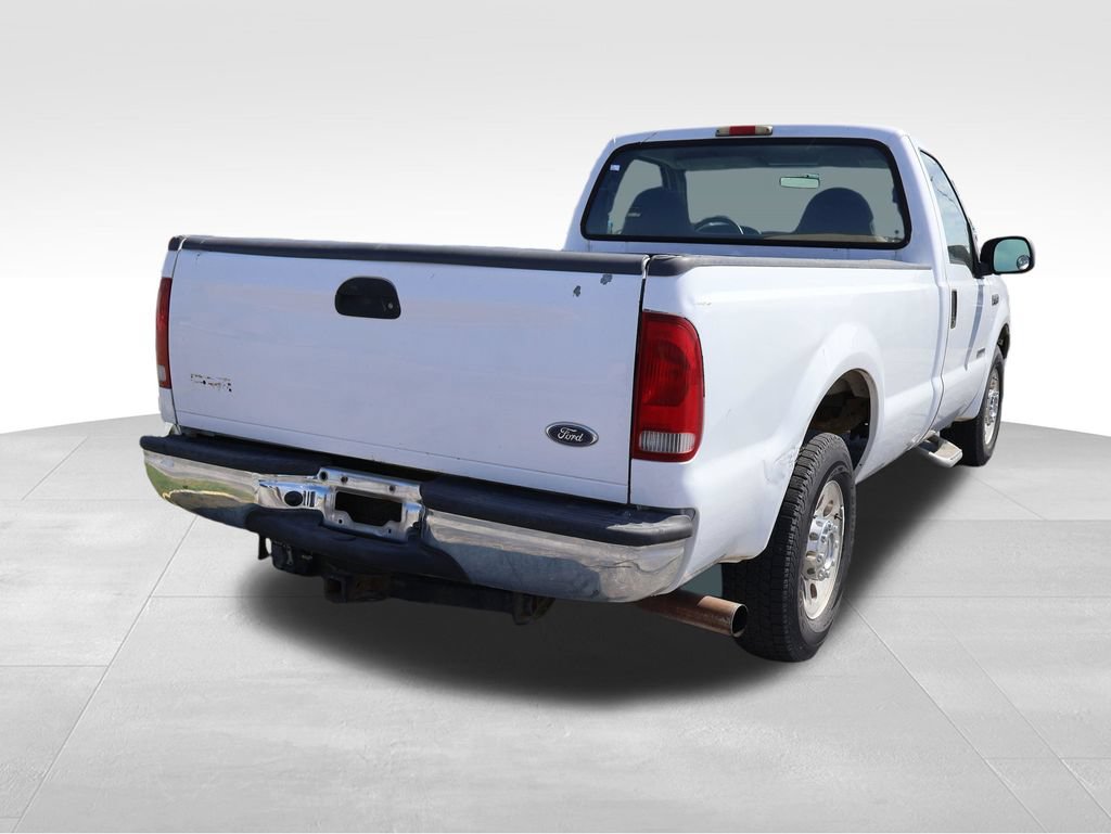 Used 2005 Ford F250 2WD Regular Cab Super Duty image 16