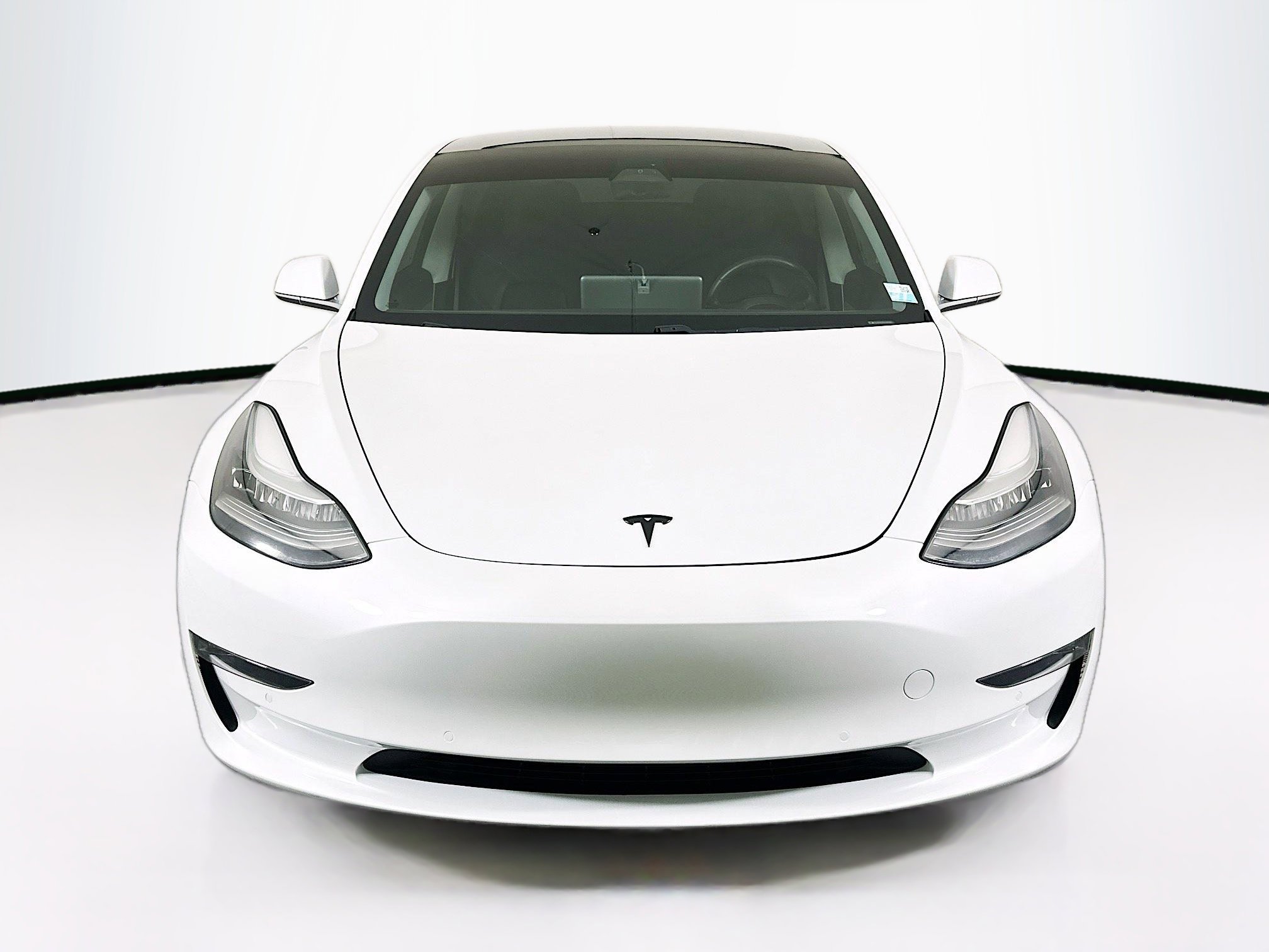 Used 2019 Tesla Model 3 Standard Range Plus RWD image 2