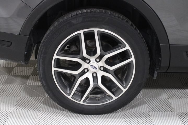 Used 2018 Ford Explorer Sport AWD/4WD image 46