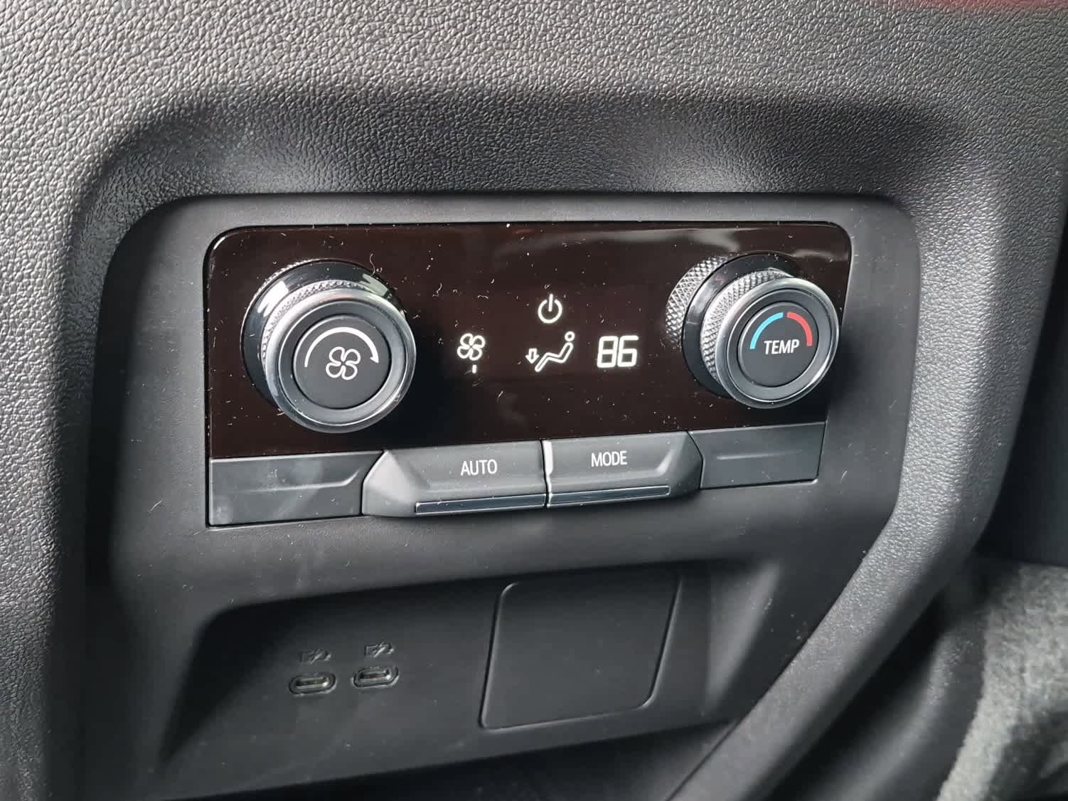 Used 2026 Buick Enclave Sport Touring image 11