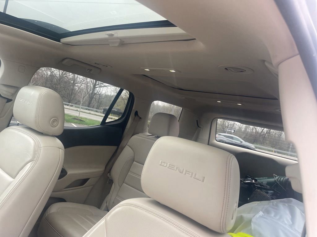 Used 2020 GMC Acadia Denali w/ Technology Package AWD/4WD video 3