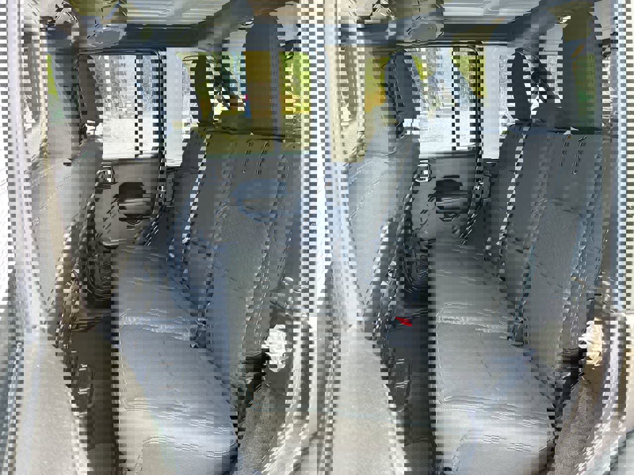 Used 2025 Jeep Wrangler Unlimited Rubicon 4xe w/ Convenience Group image 23