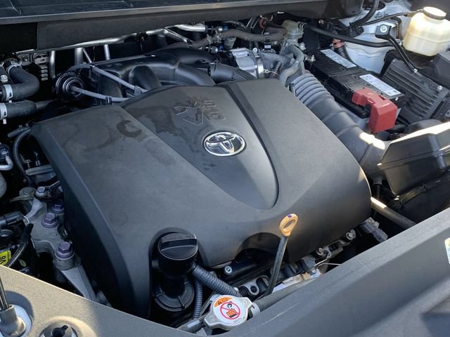 Used 2020 Toyota Highlander Limited AWD/4WD image 16