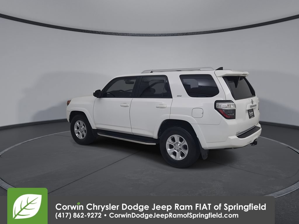 Used 2018 Toyota 4Runner SR5 RWD image 10