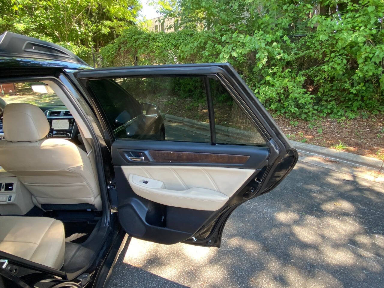 Used 2019 Subaru Outback 2.5i Limited AWD/4WD image 54
