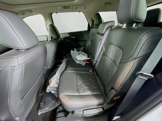 New 2026 Nissan Pathfinder Platinum image 15