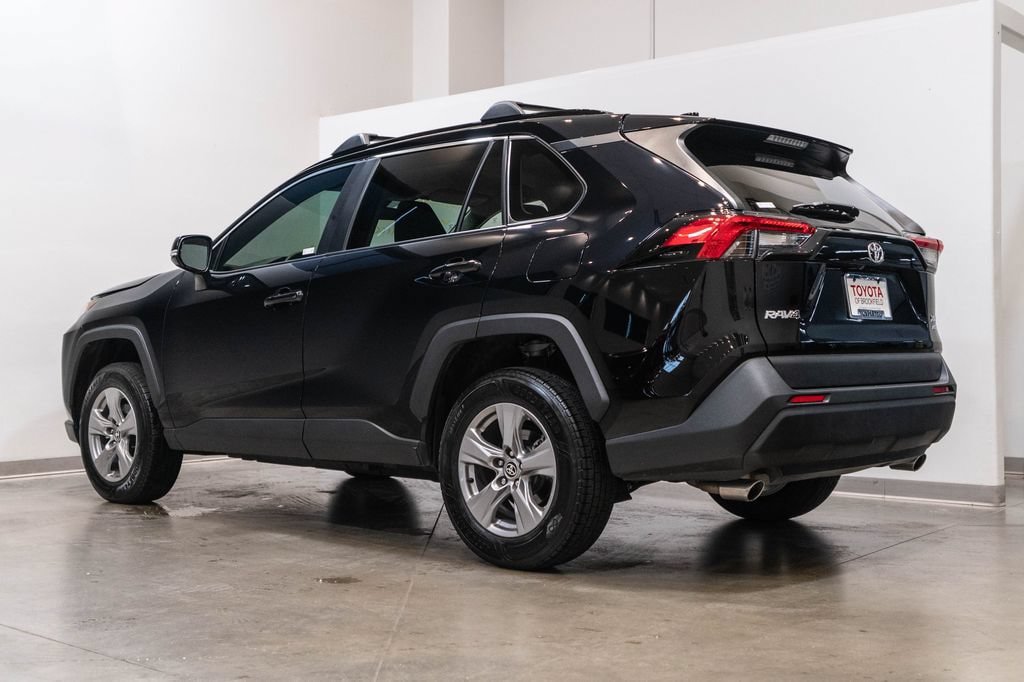 Used 2025 Toyota RAV4 XLE AWD/4WD image 7