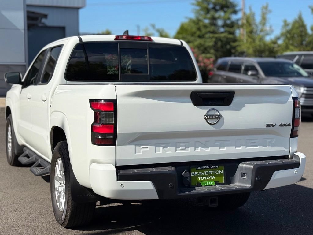 Used 2022 Nissan Frontier SV AWD/4WD image 2