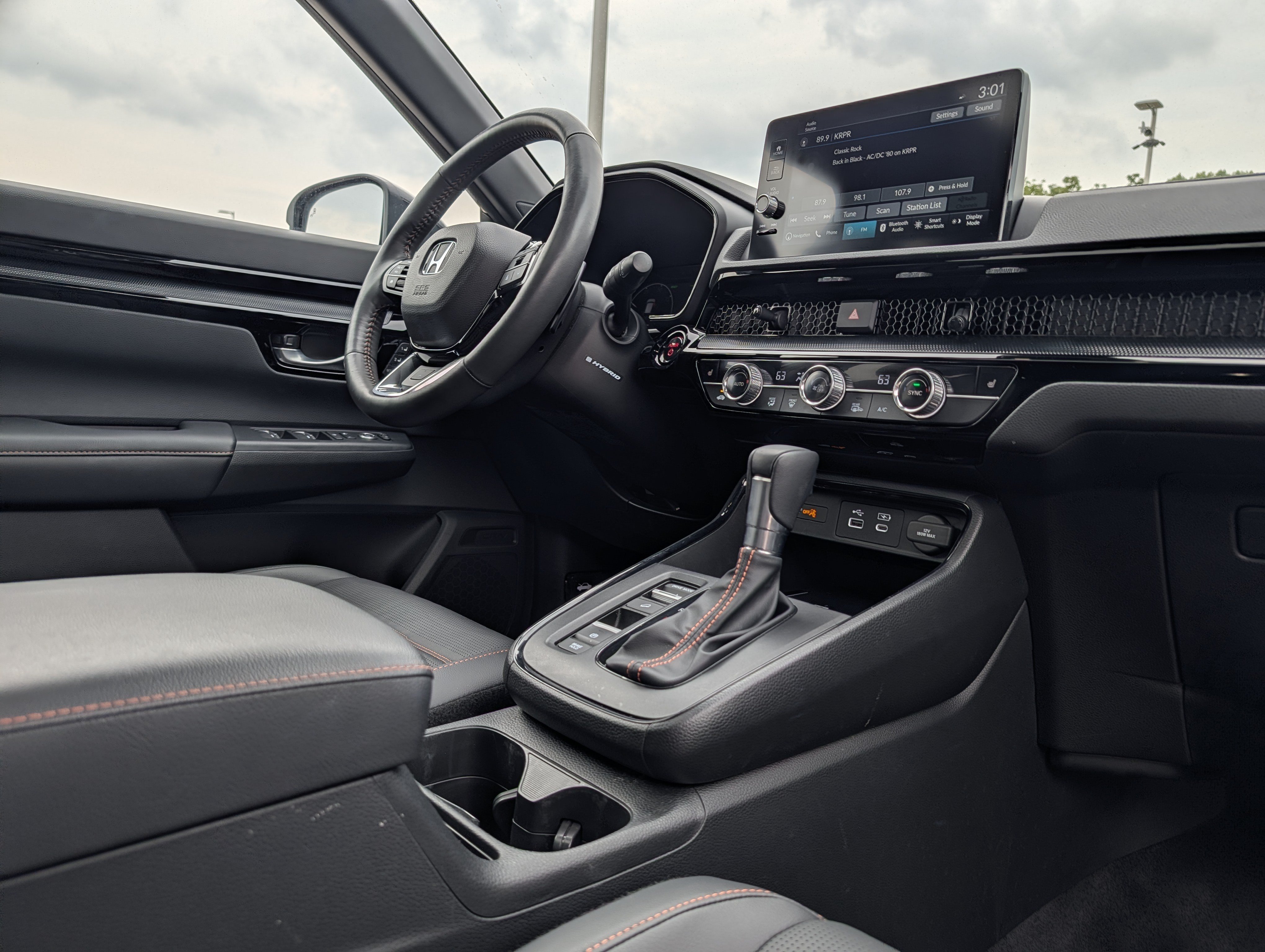 Used 2023 Honda CR-V Sport Touring image 19