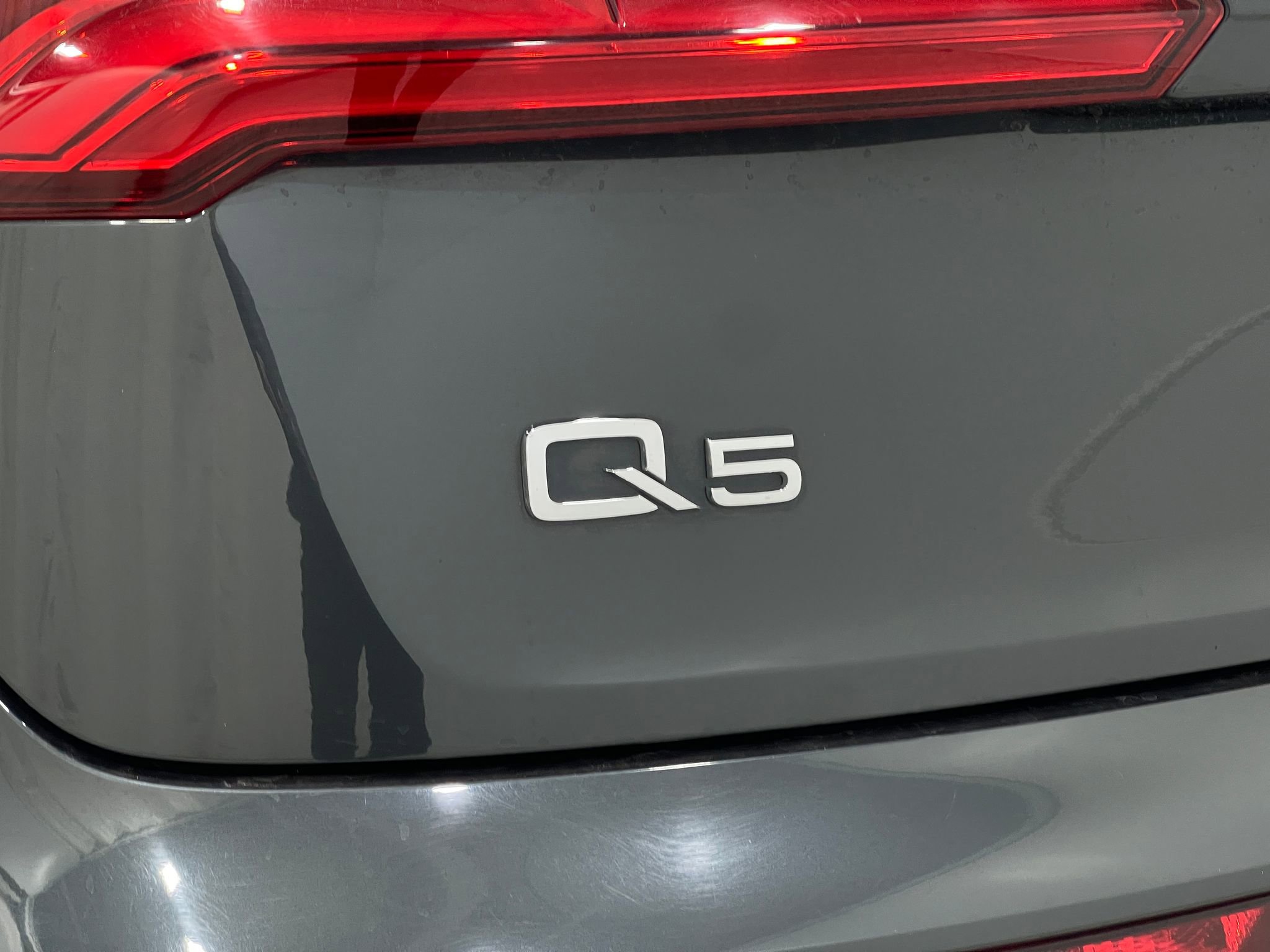 Used 2018 Audi Q5 2.0T Premium w/ Convenience Package image 38