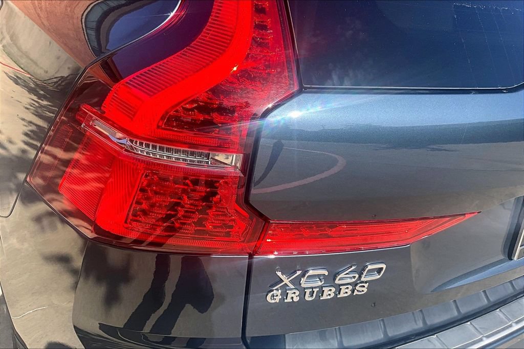 Certified 2024 Volvo XC60 B5 Plus w/ Protection Package Premier AWD/4WD image 31