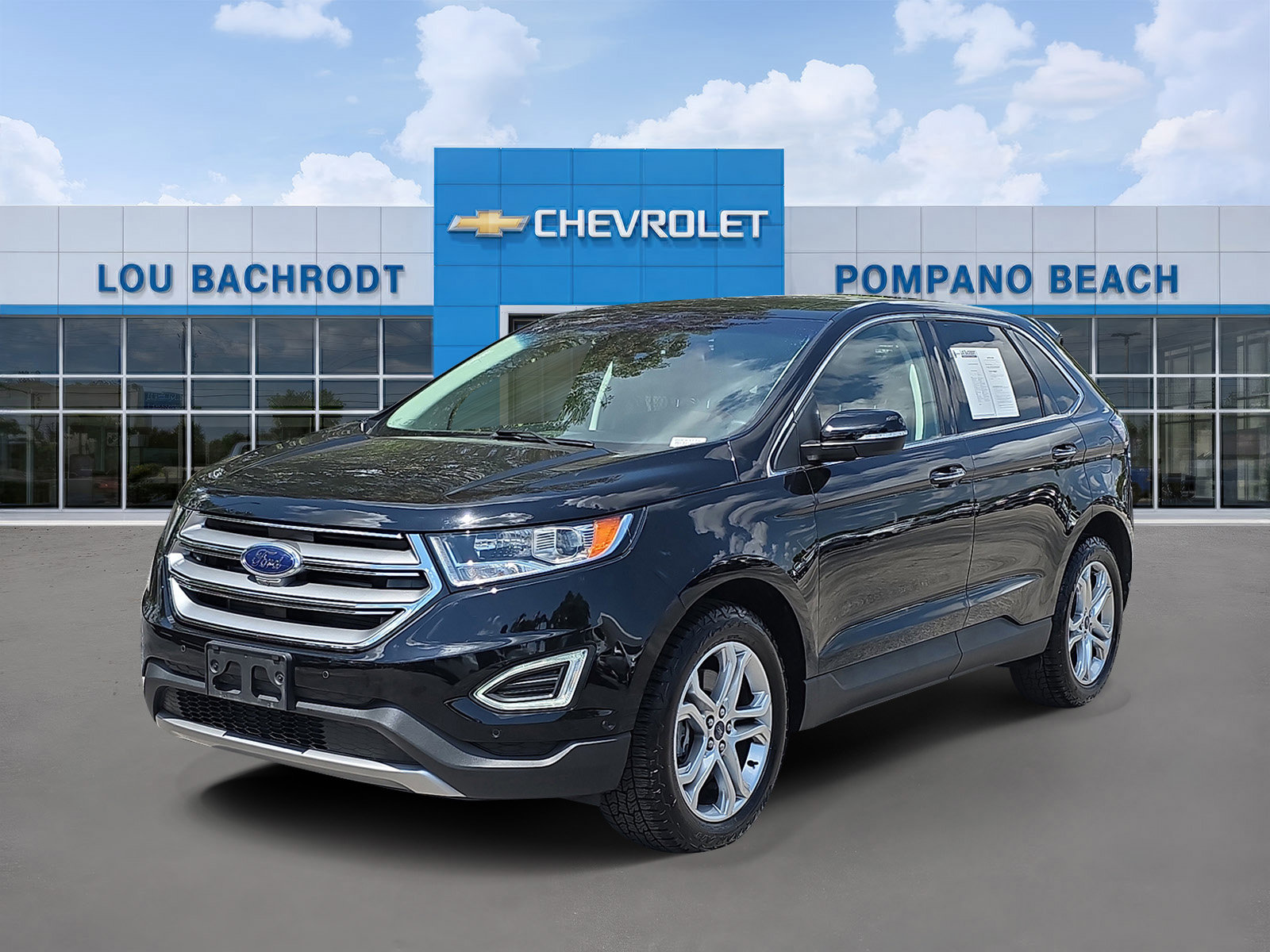 Used 2018 Ford Edge Titanium w/ Equipment Group 302A image 3