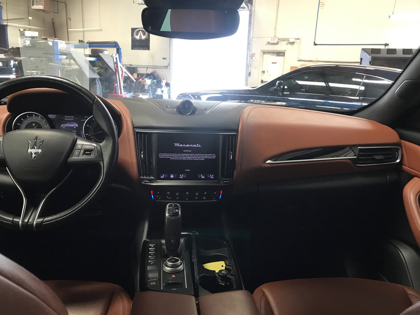 Used 2021 Maserati Levante image 16